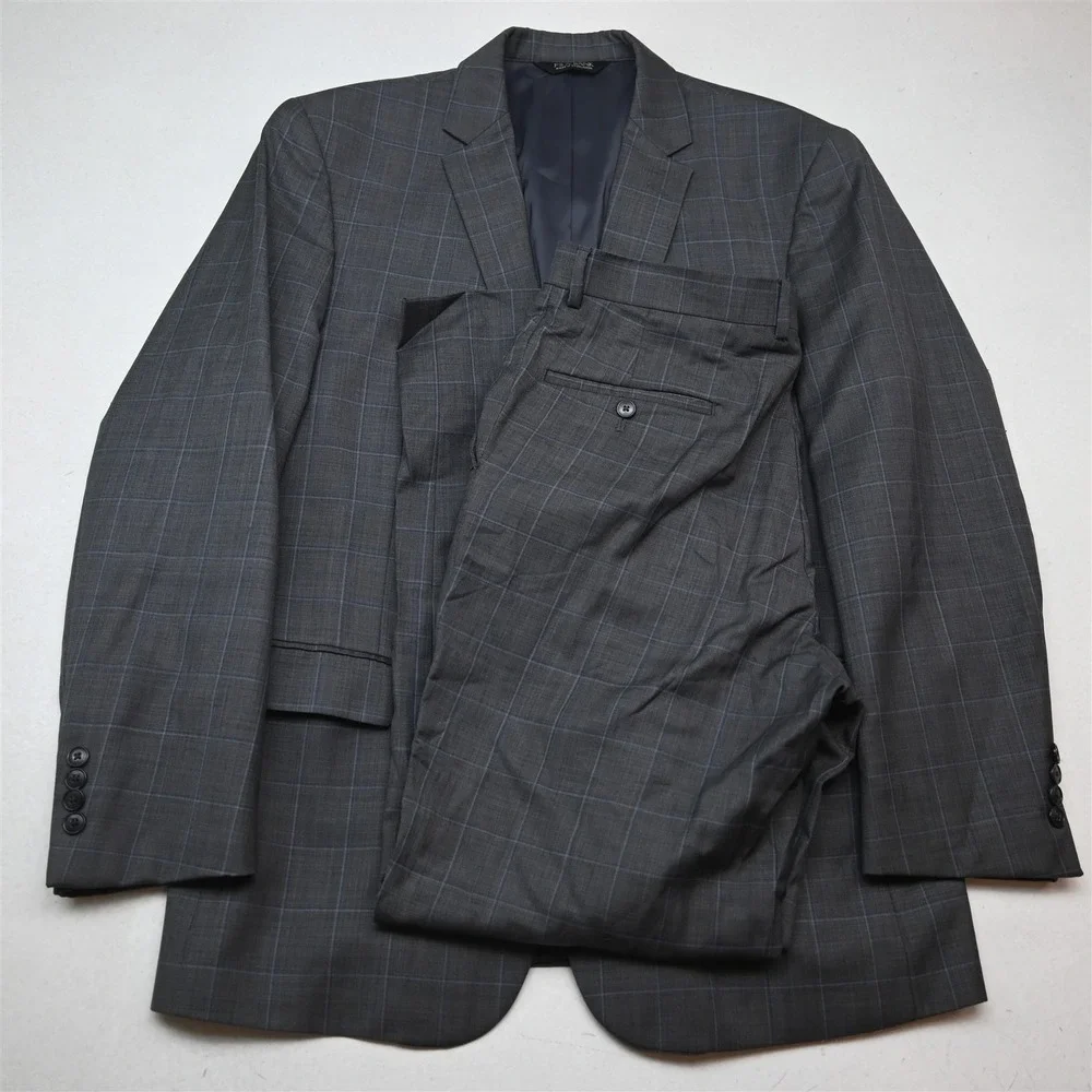 Jos A Bank 42R 32x32 Gray Windowpane 100% Wool Traveler Mens Jacket Pants Suit